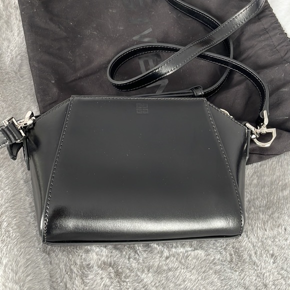 Givenchy Nano Antigogna Bag - Picture 8 of 8